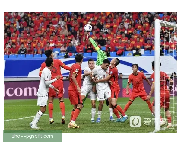 中国男足18强赛主场2-1逆袭印尼迎来首胜再现强势崛起